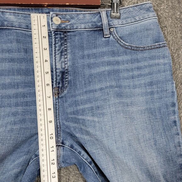 Chicos Jeans 2.5P Womens 14P Blue So Slimming Girlfriend Slim Leg Crop Stretch - Picture 4 of 12